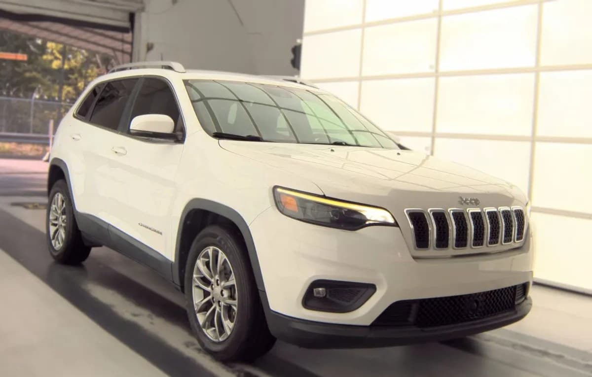 2021 JEEP CHEROKEE LATITUDE Lux 4