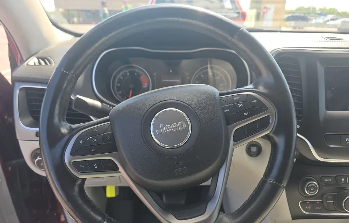 2021 JEEP CHEROKEE LATITUDE Lux 7