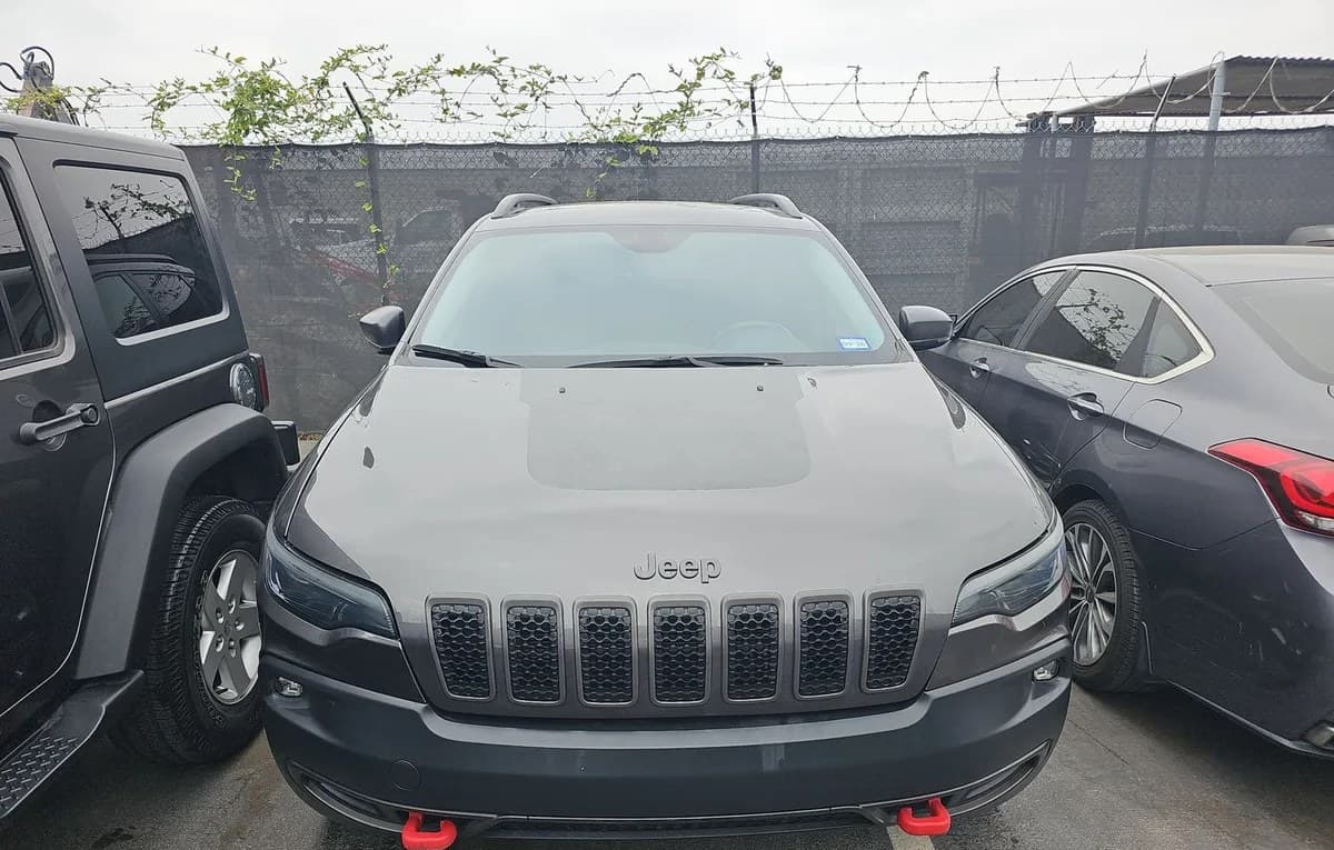 2019 JEEP CHEROKEE Trailhawk 2