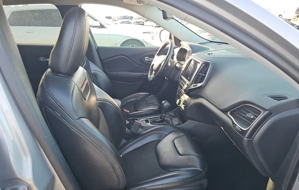 2020 JEEP CHEROKEE Trailhawk 5