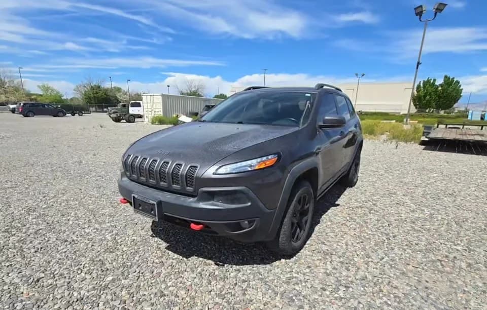 2018 JEEP CHEROKEE Trailhawk 2