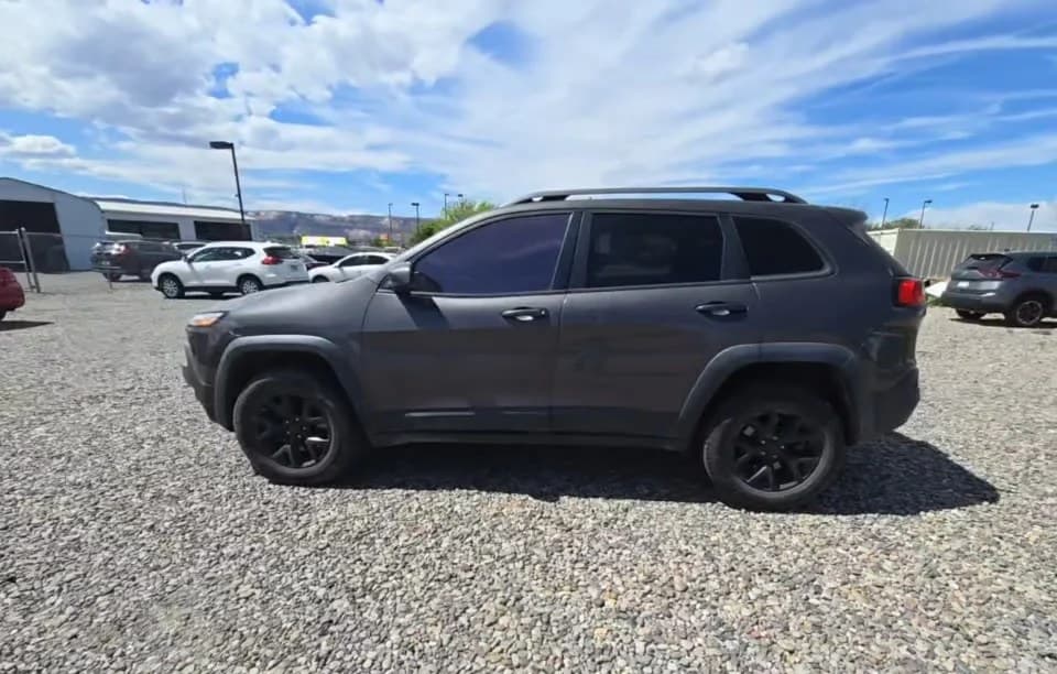 2018 JEEP CHEROKEE Trailhawk 4