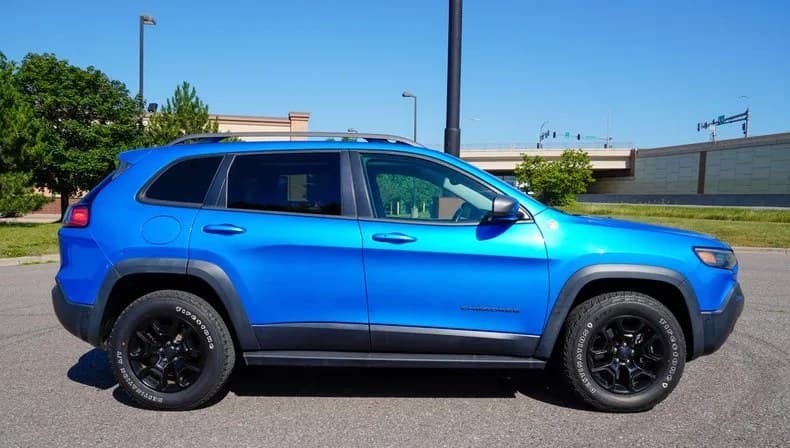 2019 JEEP CHEROKEE TRAILHAWK ELITE Edition 3