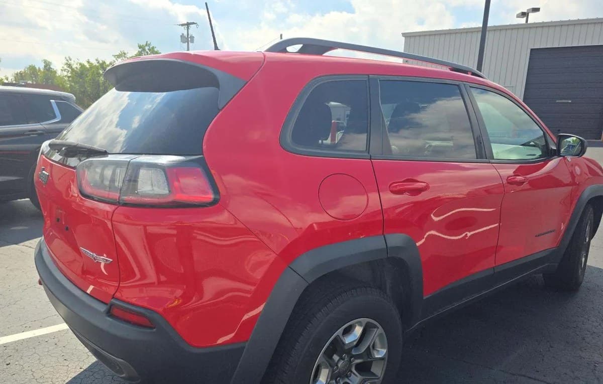2019 JEEP CHEROKEE Trailhawk 4