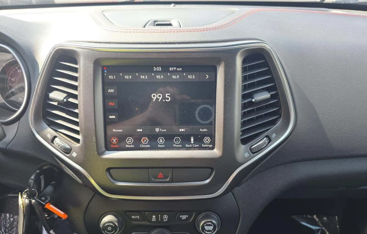 2019 JEEP CHEROKEE Trailhawk 7