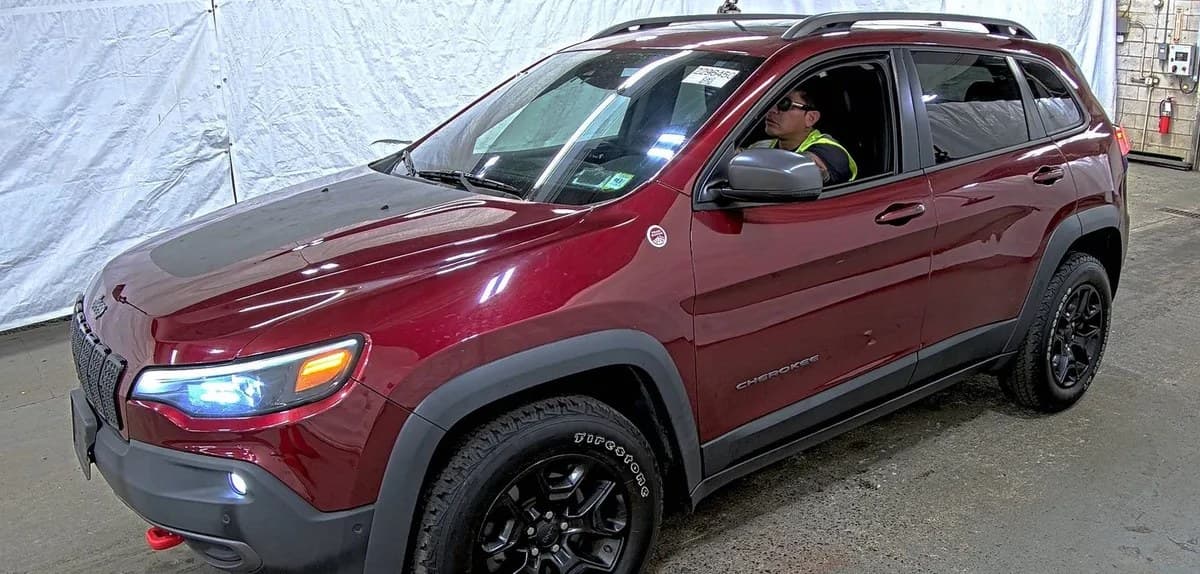 2019 JEEP CHEROKEE TRAILHAWK ELITE Edition 2