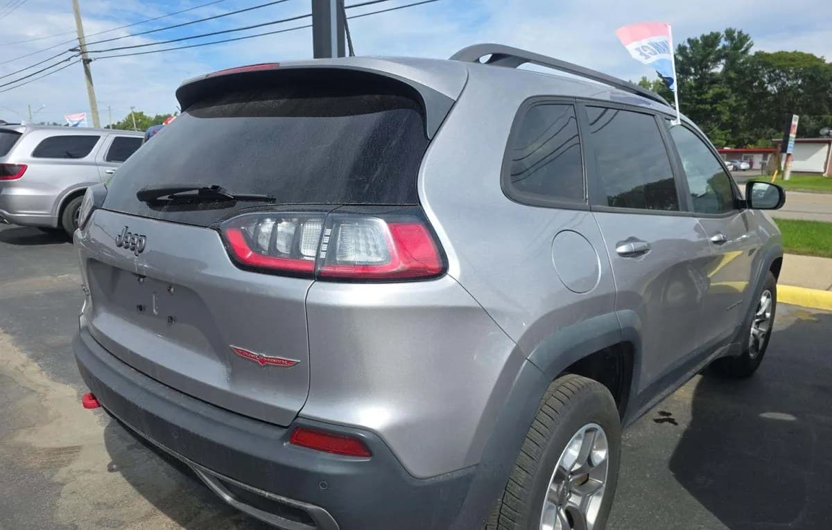 2019 JEEP CHEROKEE Trailhawk 4
