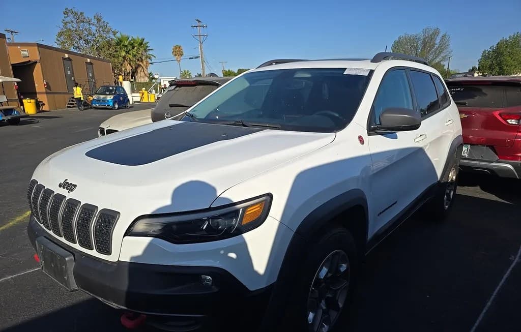 2019 JEEP CHEROKEE TRAILHAWK 1