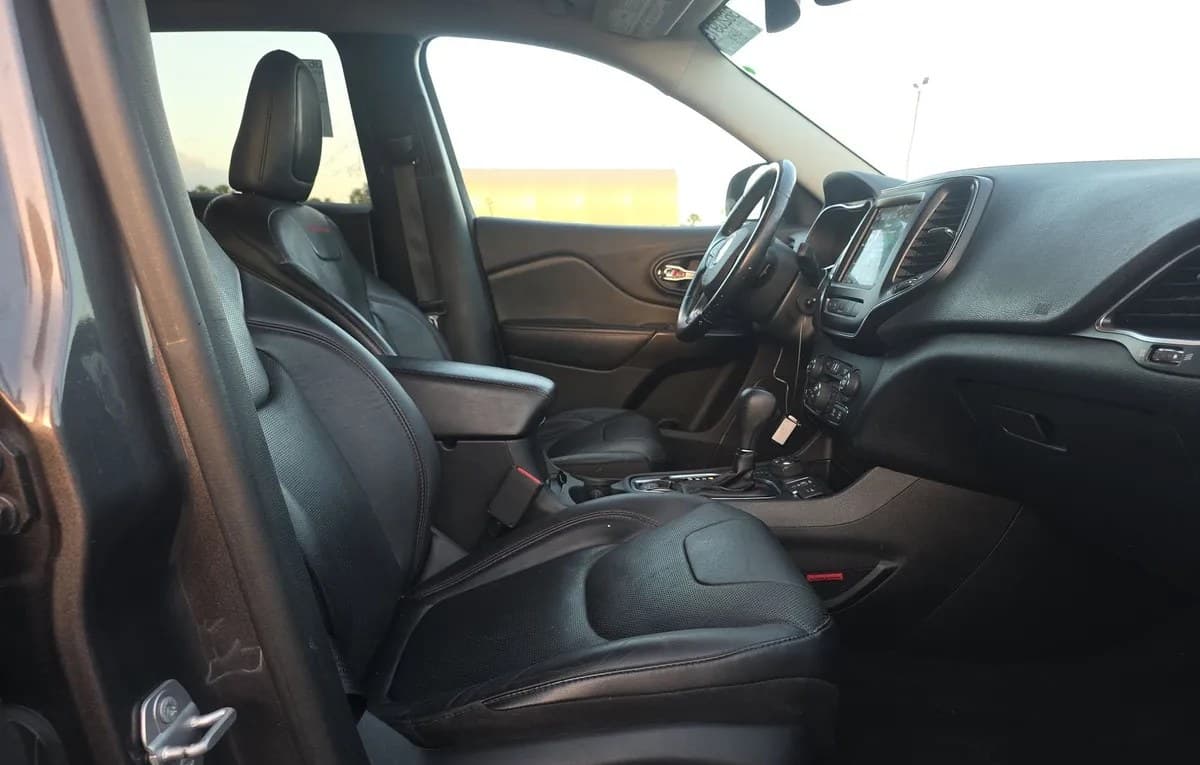 2019 JEEP CHEROKEE TRAILHAWK ELITE Edition 4