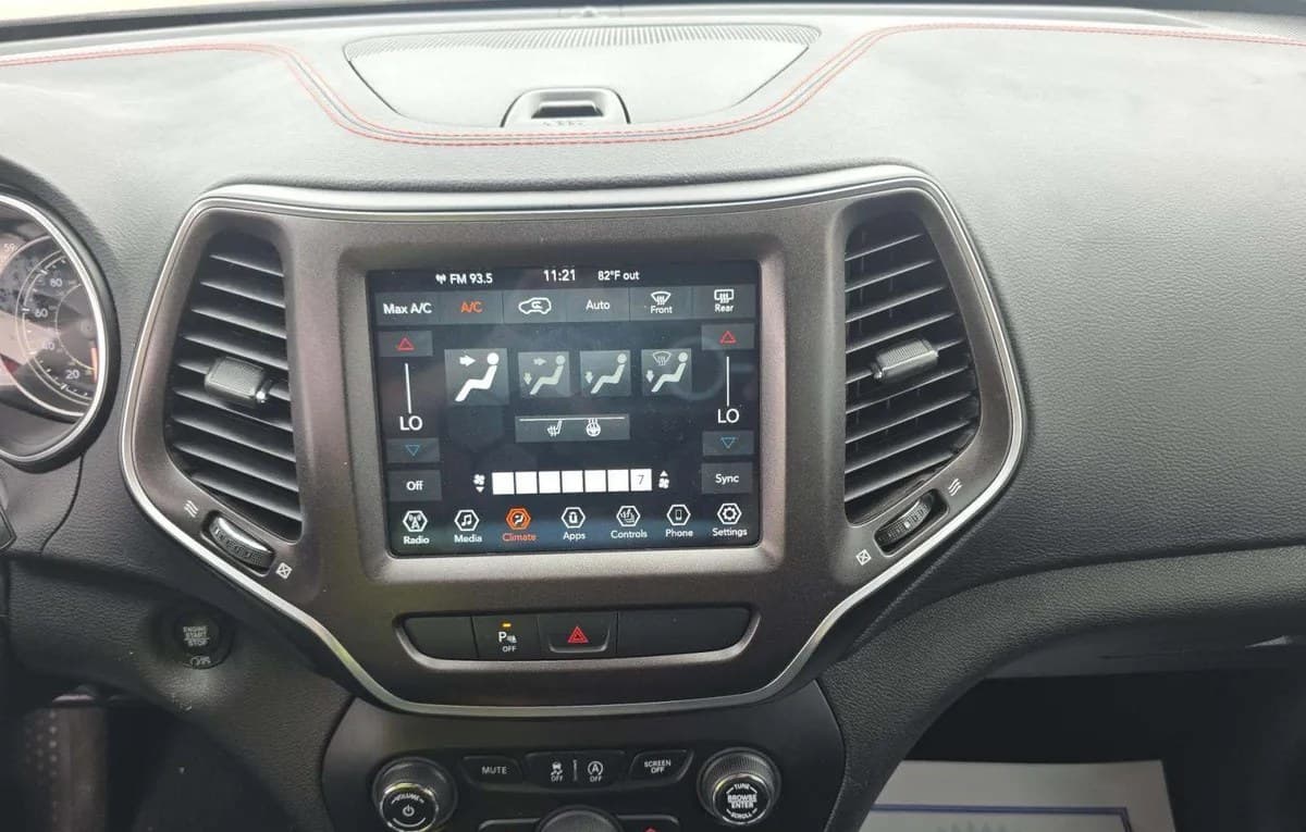 2021 JEEP CHEROKEE Trailhawk 7