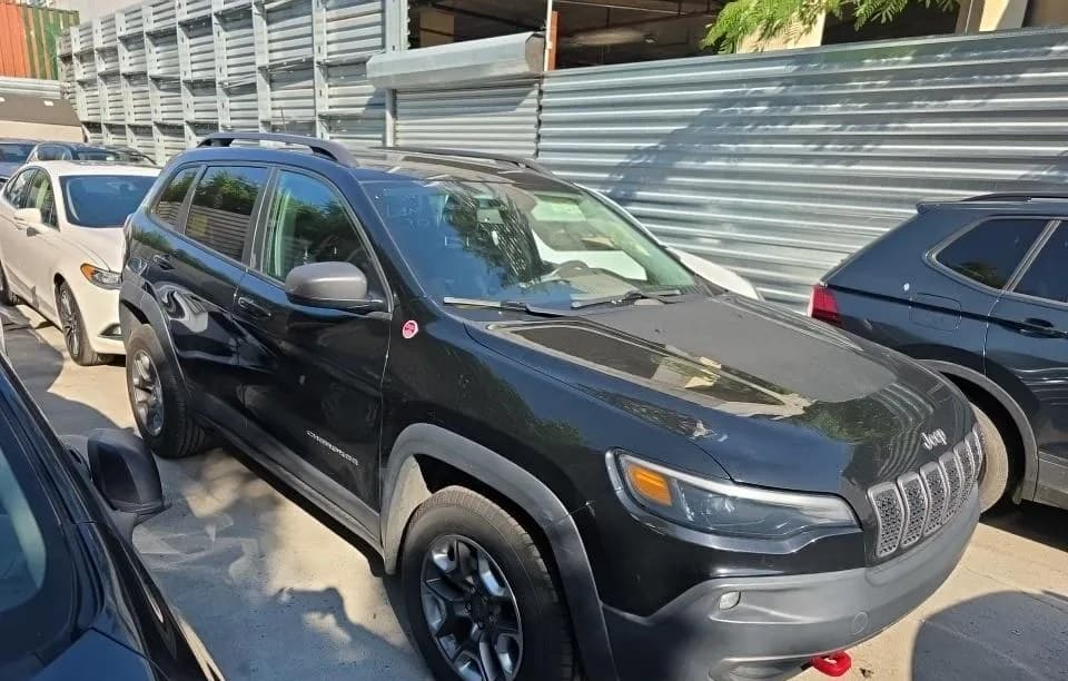 2019 JEEP CHEROKEE Trailhawk 4