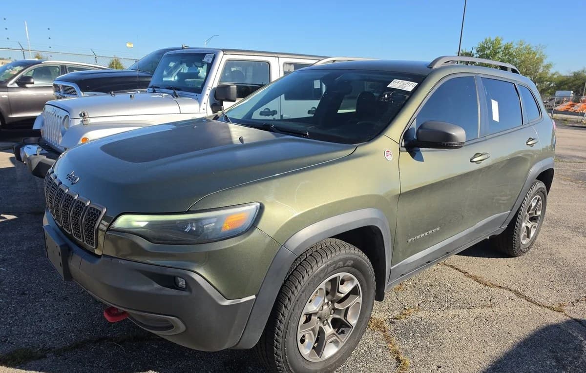 2019 JEEP CHEROKEE Trailhawk 2