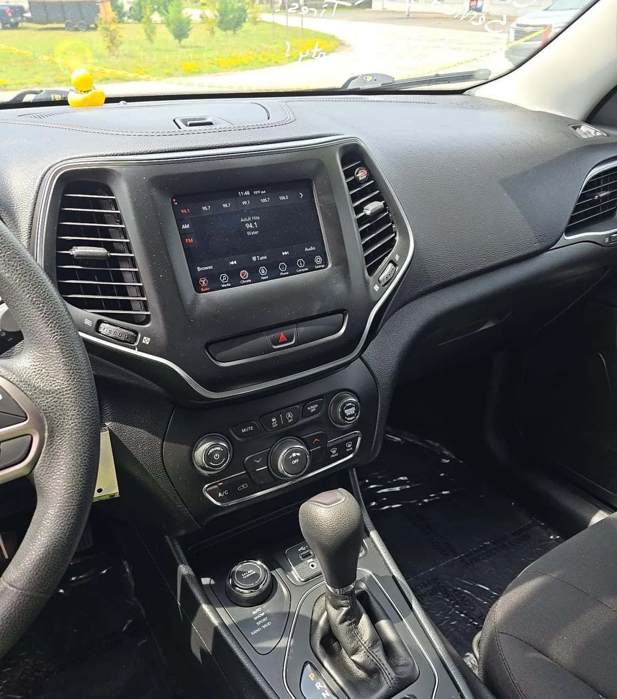 2019 JEEP CHEROKEE Latitude 7