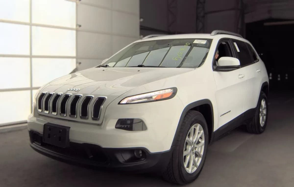 2018 JEEP CHEROKEE Latitude 2