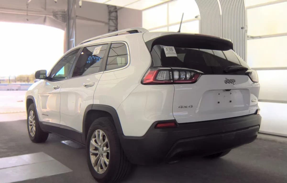 2019 JEEP CHEROKEE Latitude 5