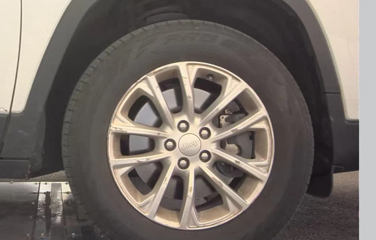 2019 JEEP CHEROKEE Latitude 7