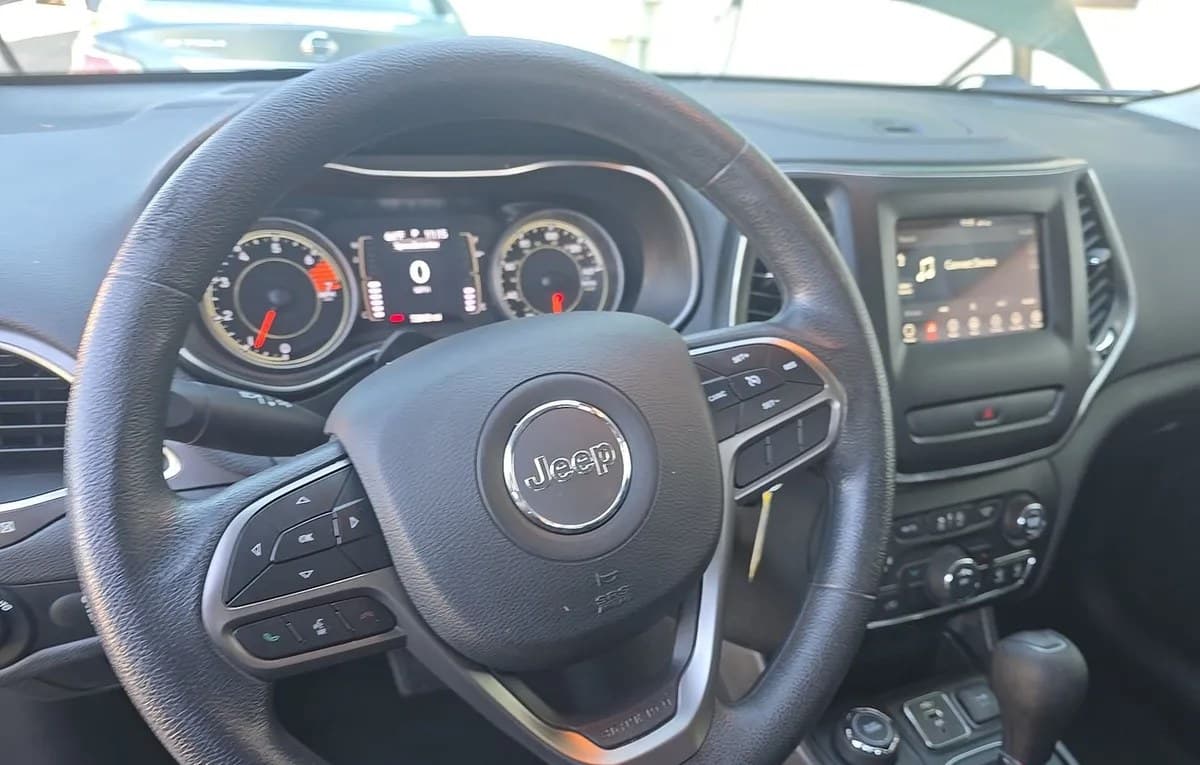 2019 JEEP CHEROKEE LATITUDE 7