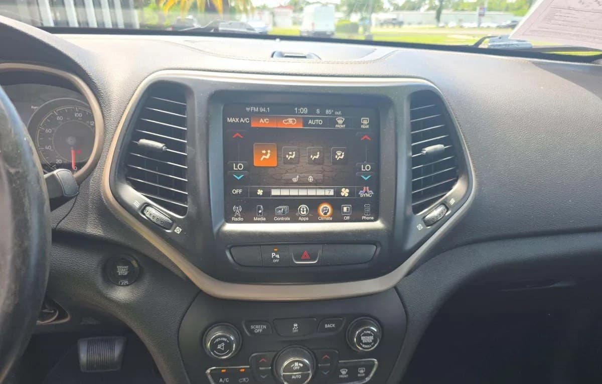 2018 JEEP CHEROKEE Limited 7