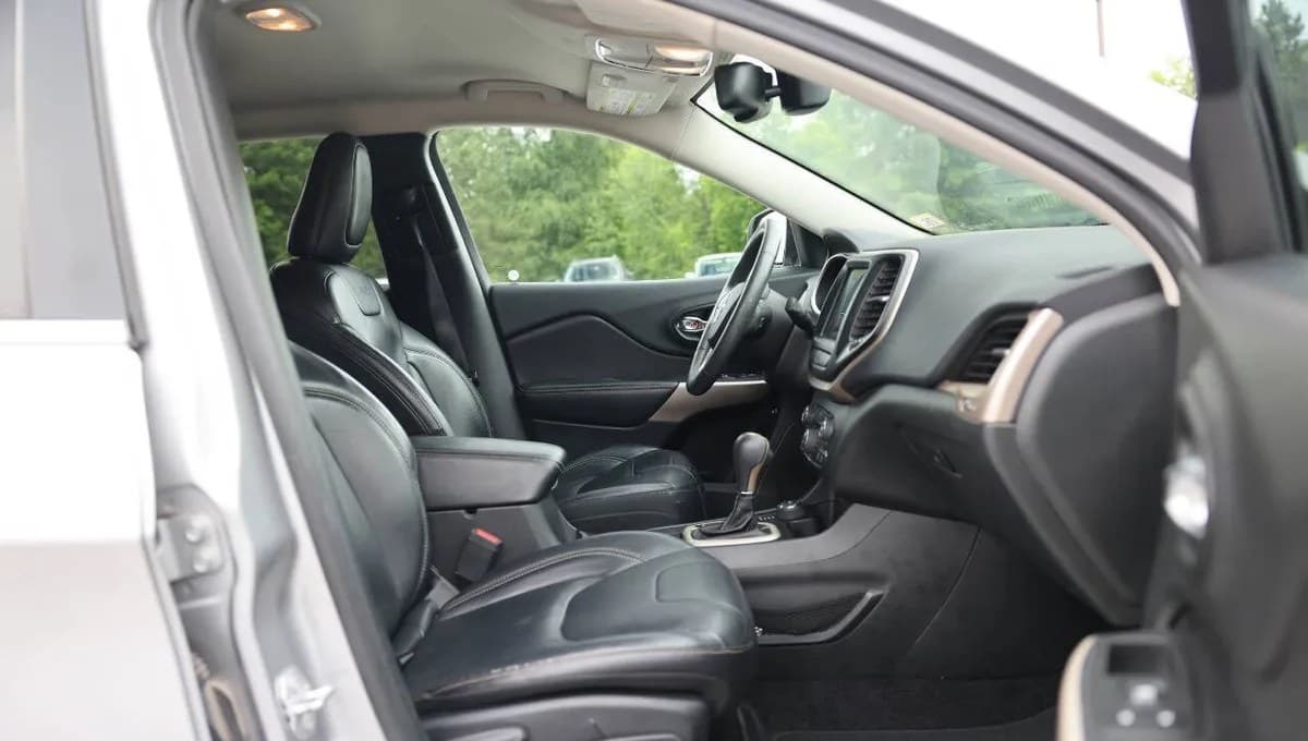 2017 JEEP CHEROKEE Limited 6