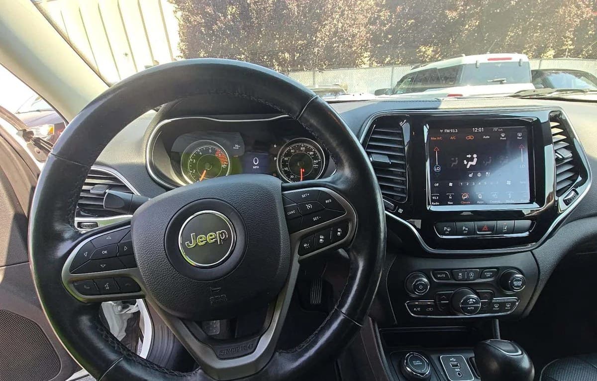 2019 JEEP CHEROKEE Limited 7