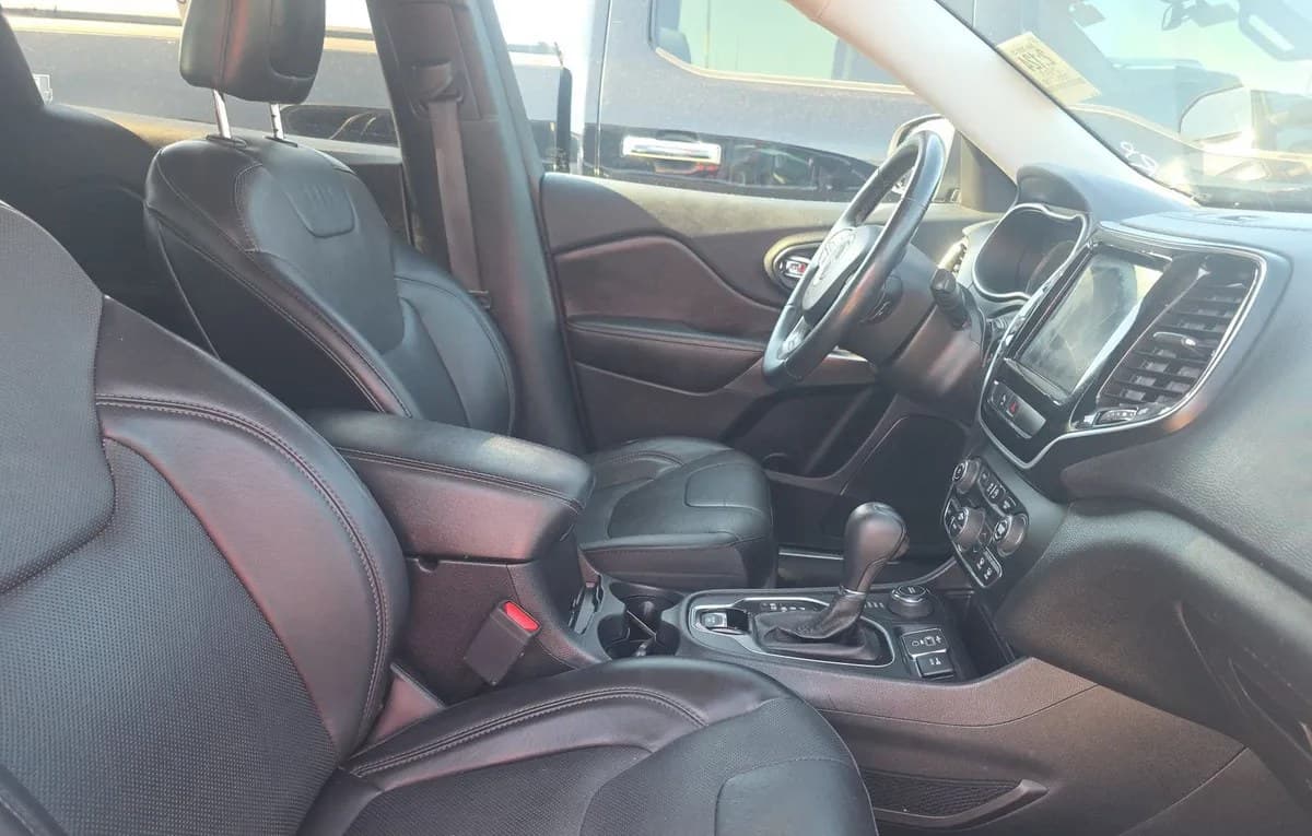 2019 JEEP CHEROKEE Limited 5