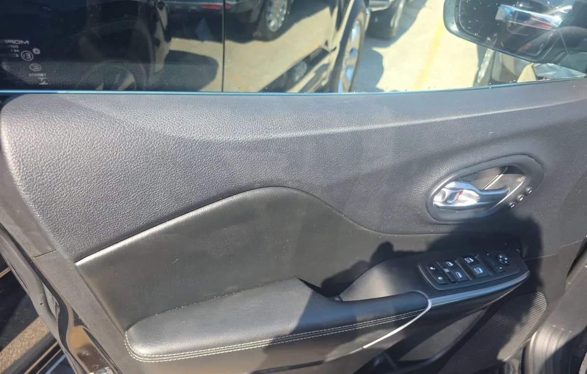 2019 JEEP CHEROKEE Limited 6