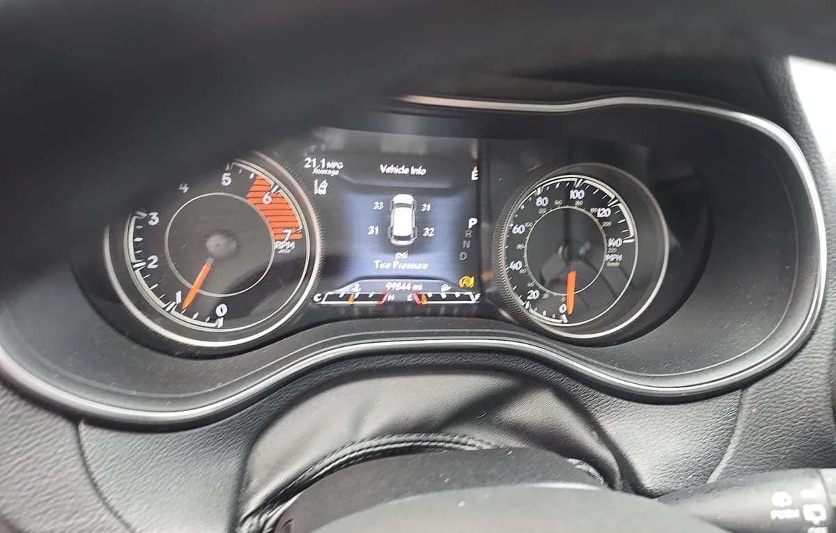 2019 JEEP CHEROKEE LIMITED 6