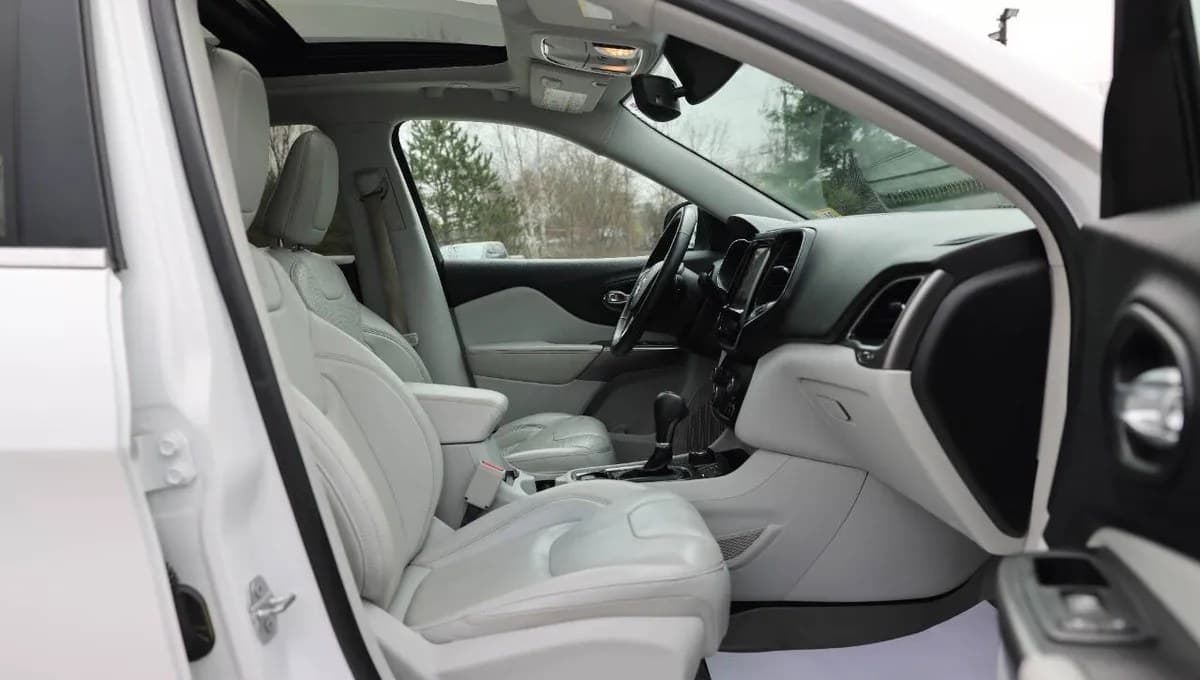 2019 JEEP CHEROKEE Limited 6
