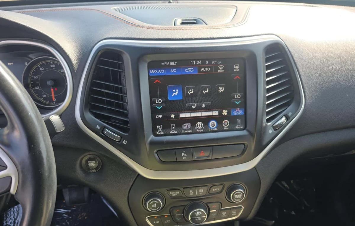 2018 JEEP CHEROKEE Limited 7