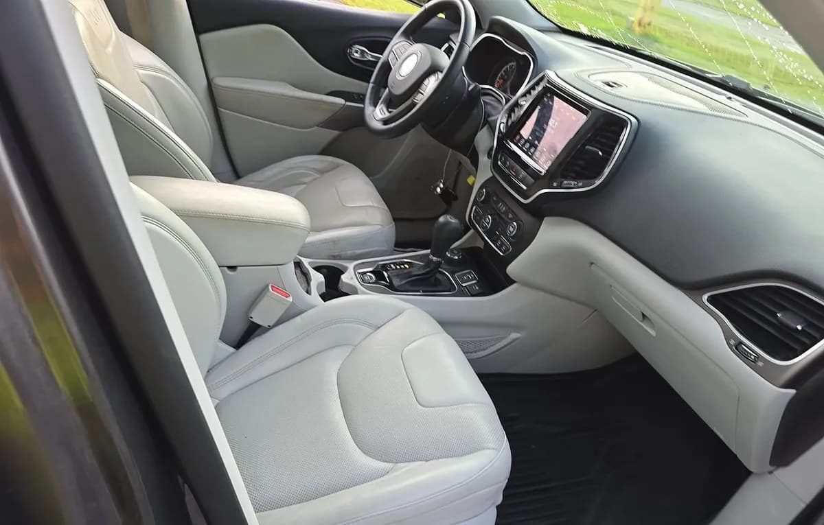 2021 JEEP CHEROKEE Limited 5