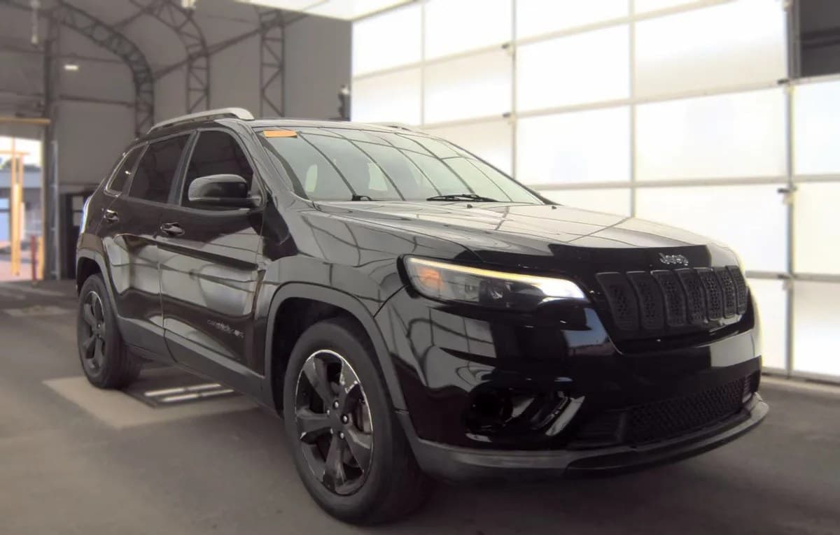 2019 JEEP CHEROKEE LIMITED 4