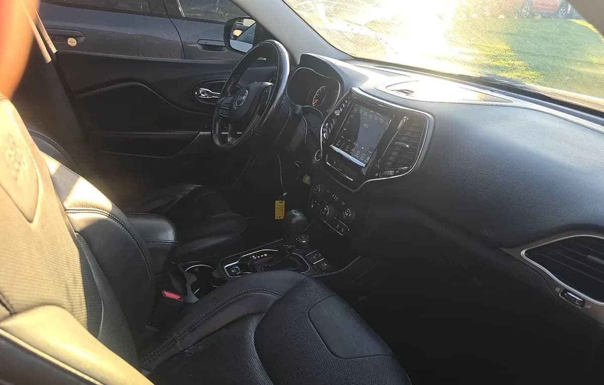 2019 JEEP CHEROKEE LIMITED 5