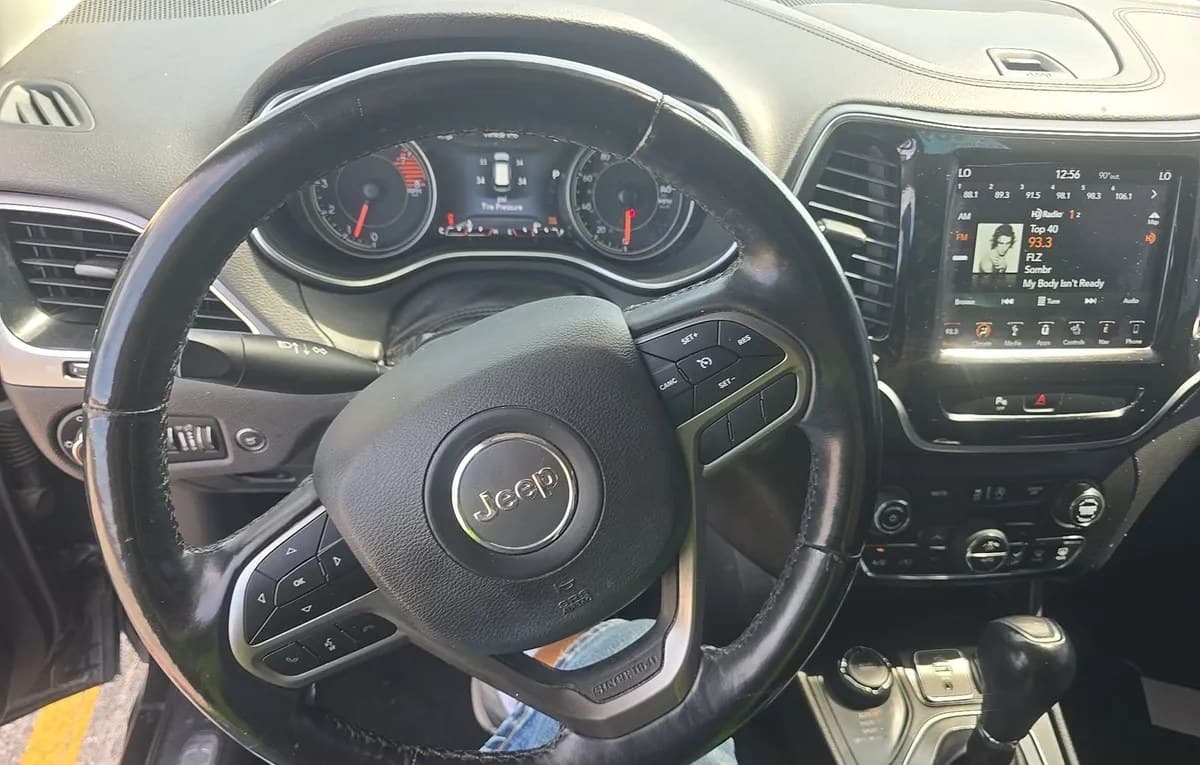 2019 JEEP CHEROKEE Limited 7