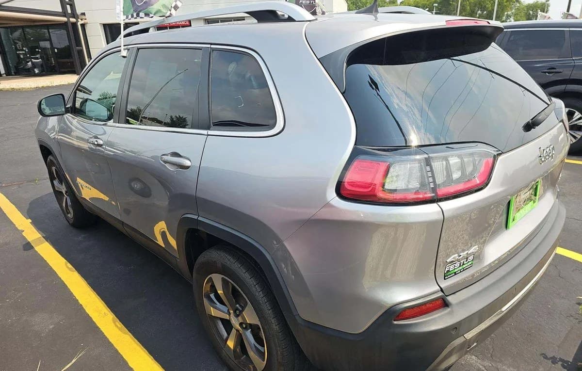 2019 JEEP CHEROKEE LIMITED 3