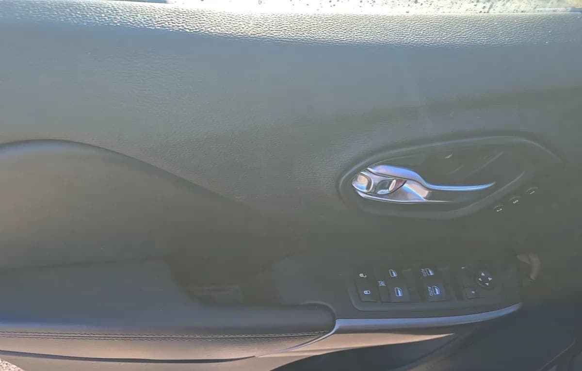 2019 JEEP CHEROKEE Limited 6
