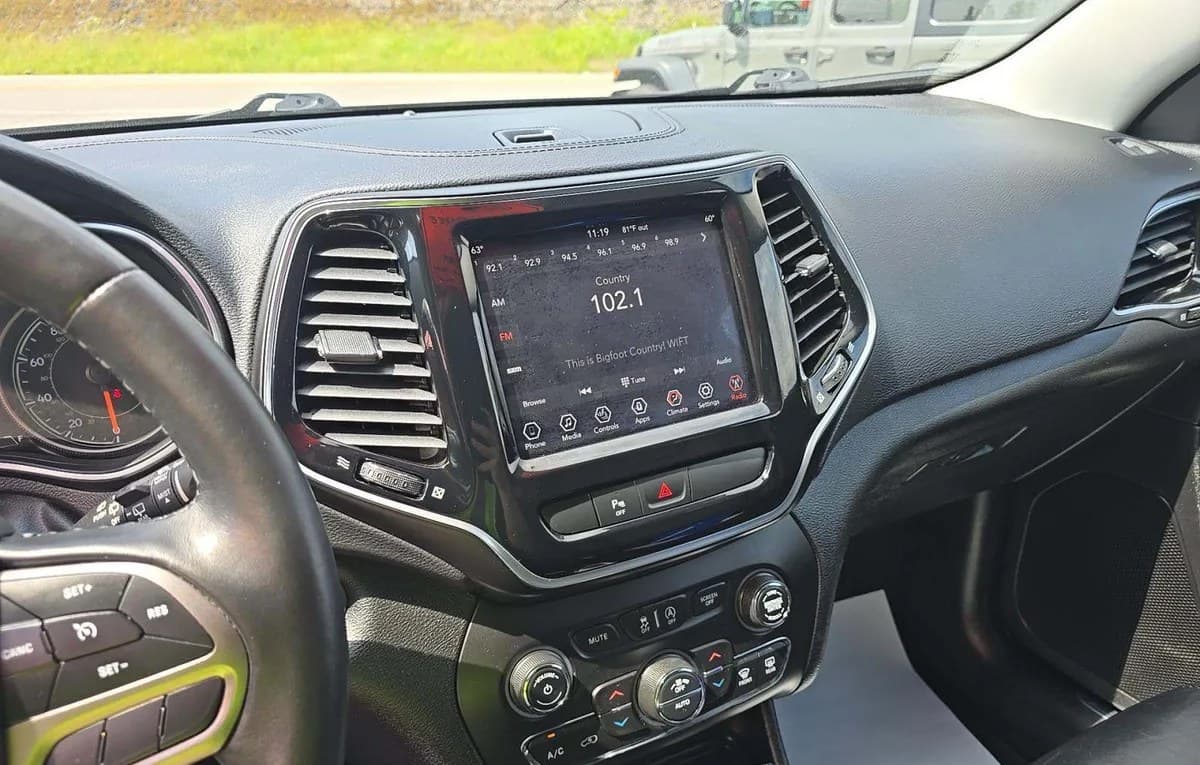 2019 JEEP CHEROKEE Limited 7