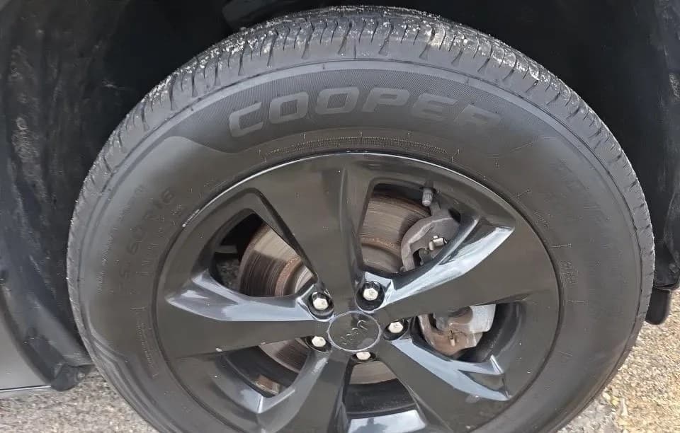 2019 JEEP CHEROKEE Limited 6