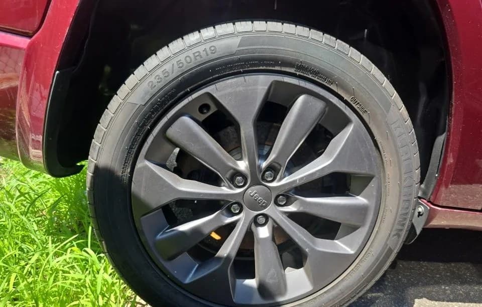 2019 JEEP CHEROKEE LIMITED HIGH ALTITUDE Edition 7