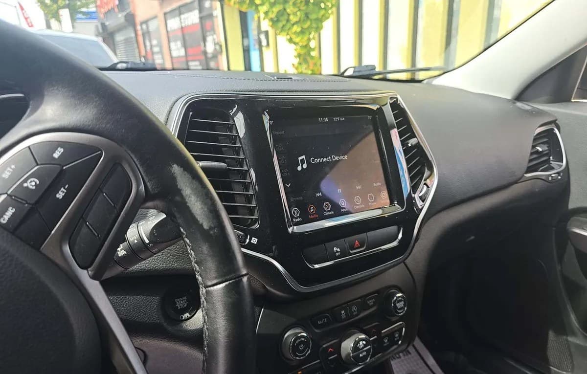 2019 JEEP CHEROKEE LIMITED 7
