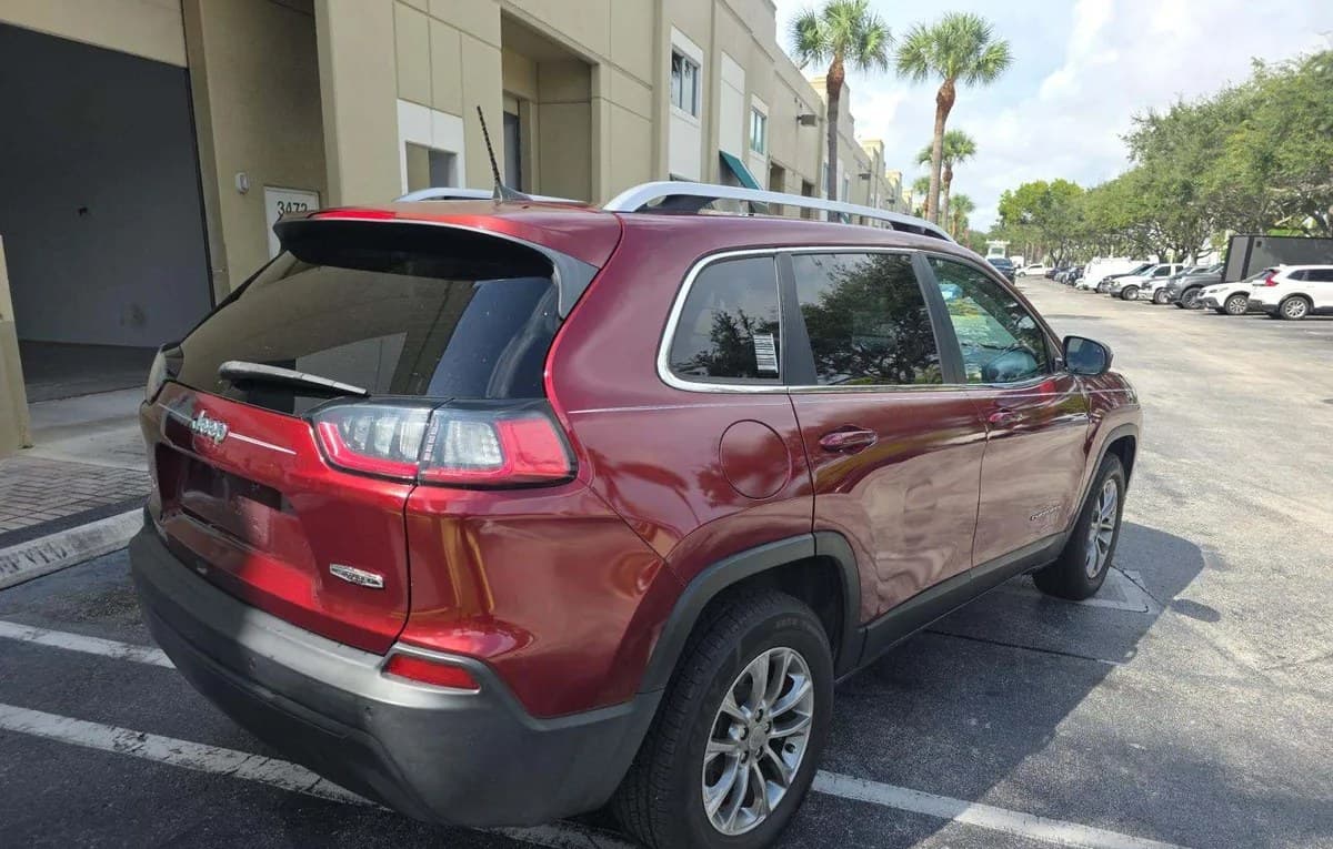 2019 JEEP CHEROKEE LATITUDE Plus 4