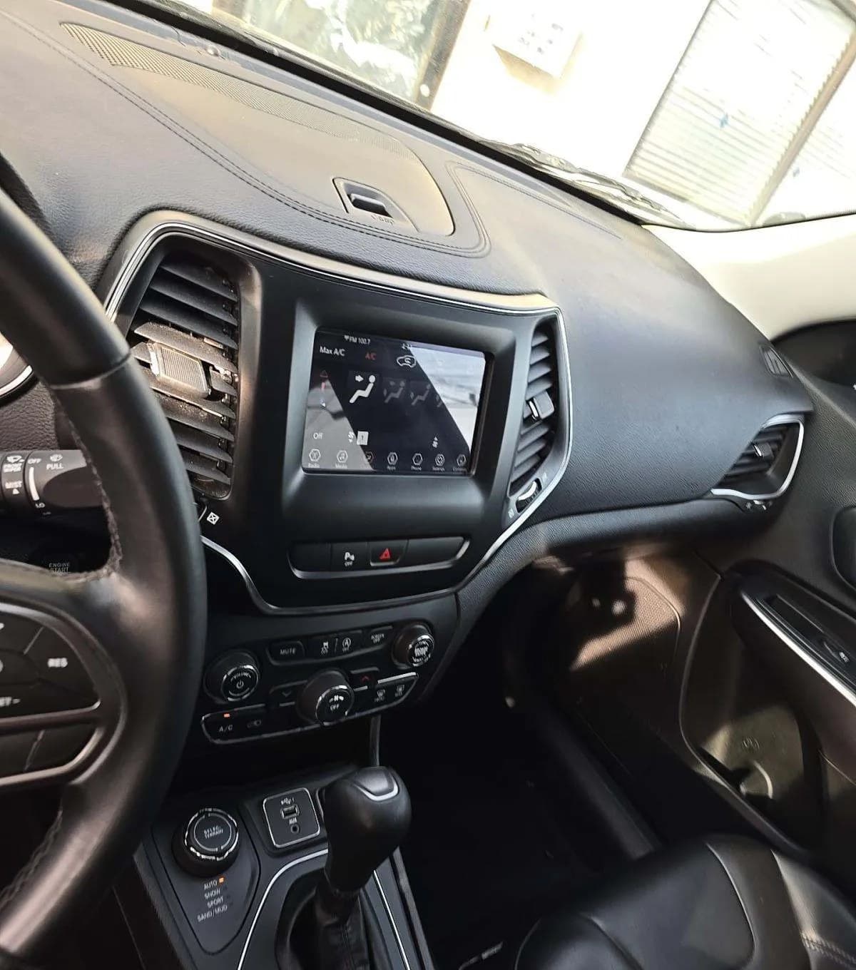 2019 JEEP CHEROKEE LATITUDE PLUS 7