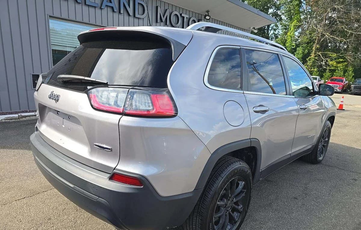 2019 JEEP CHEROKEE LATITUDE Plus 4