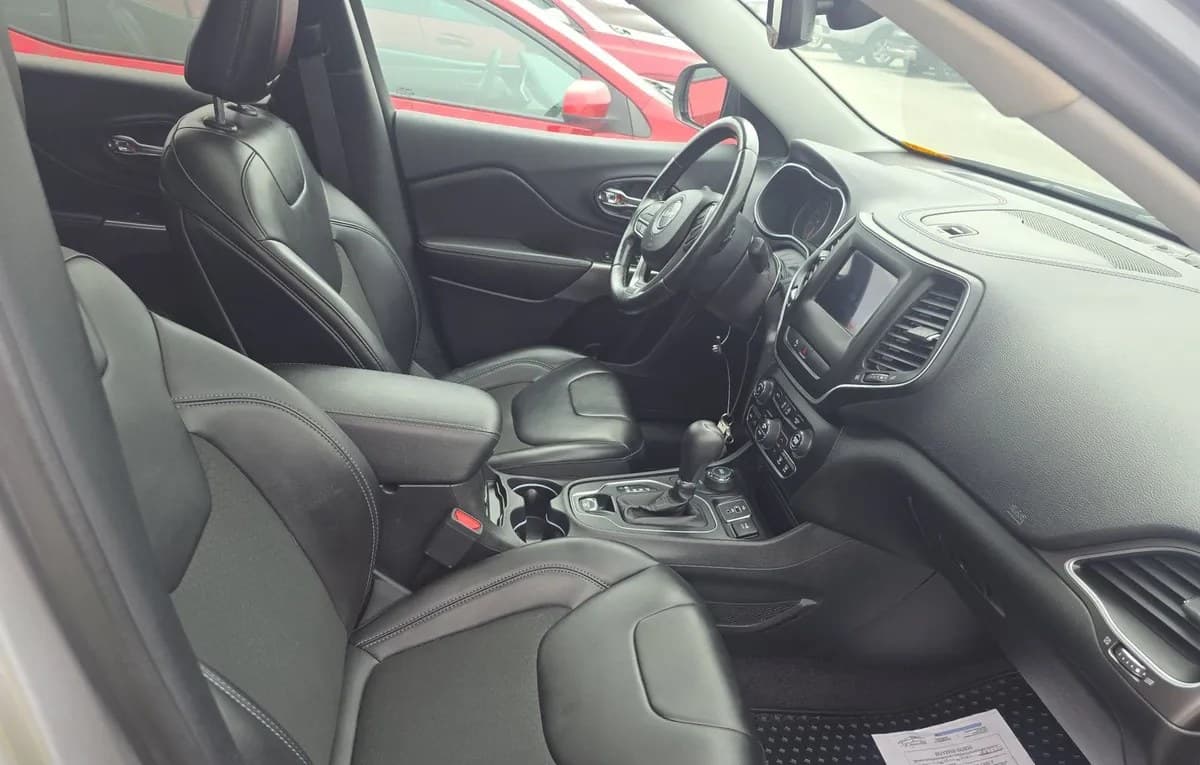 2019 JEEP CHEROKEE LATITUDE PLUS 5