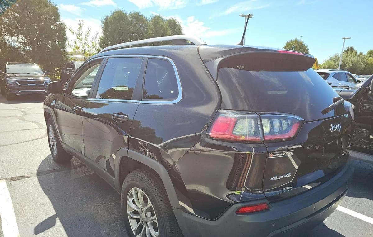 2020 JEEP CHEROKEE LATITUDE PLUS 3