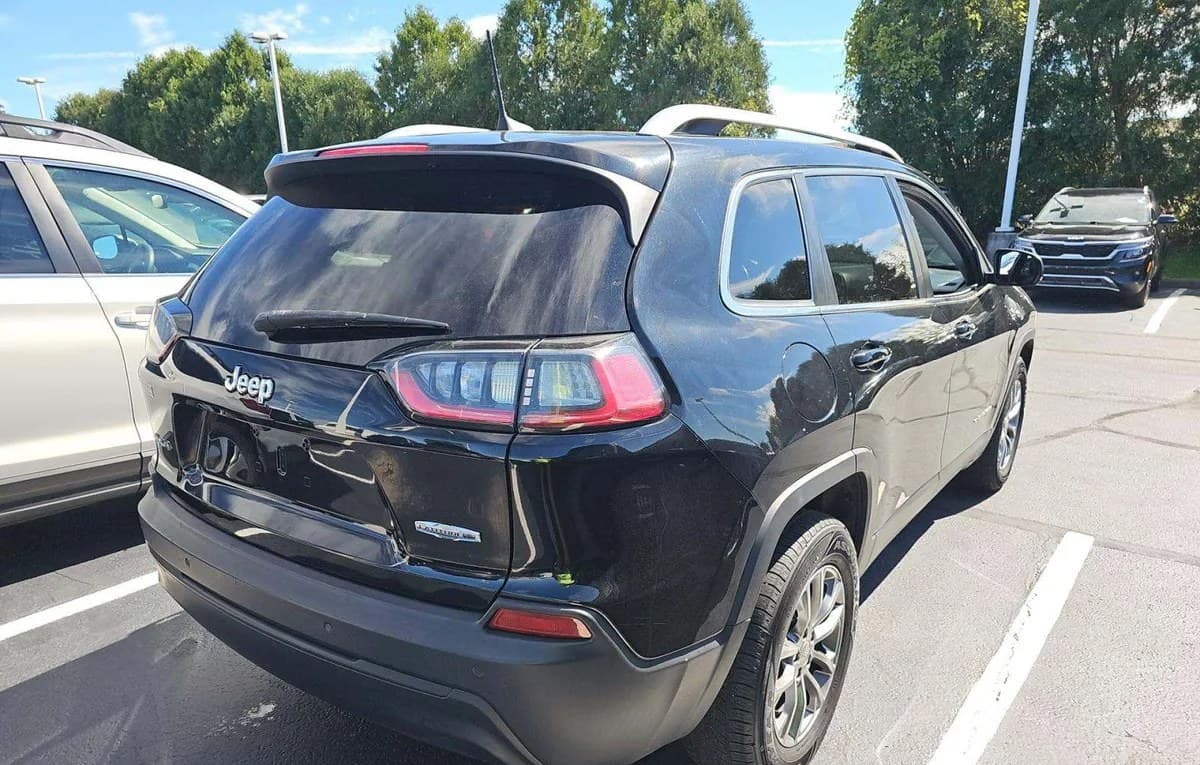 2020 JEEP CHEROKEE LATITUDE PLUS 4
