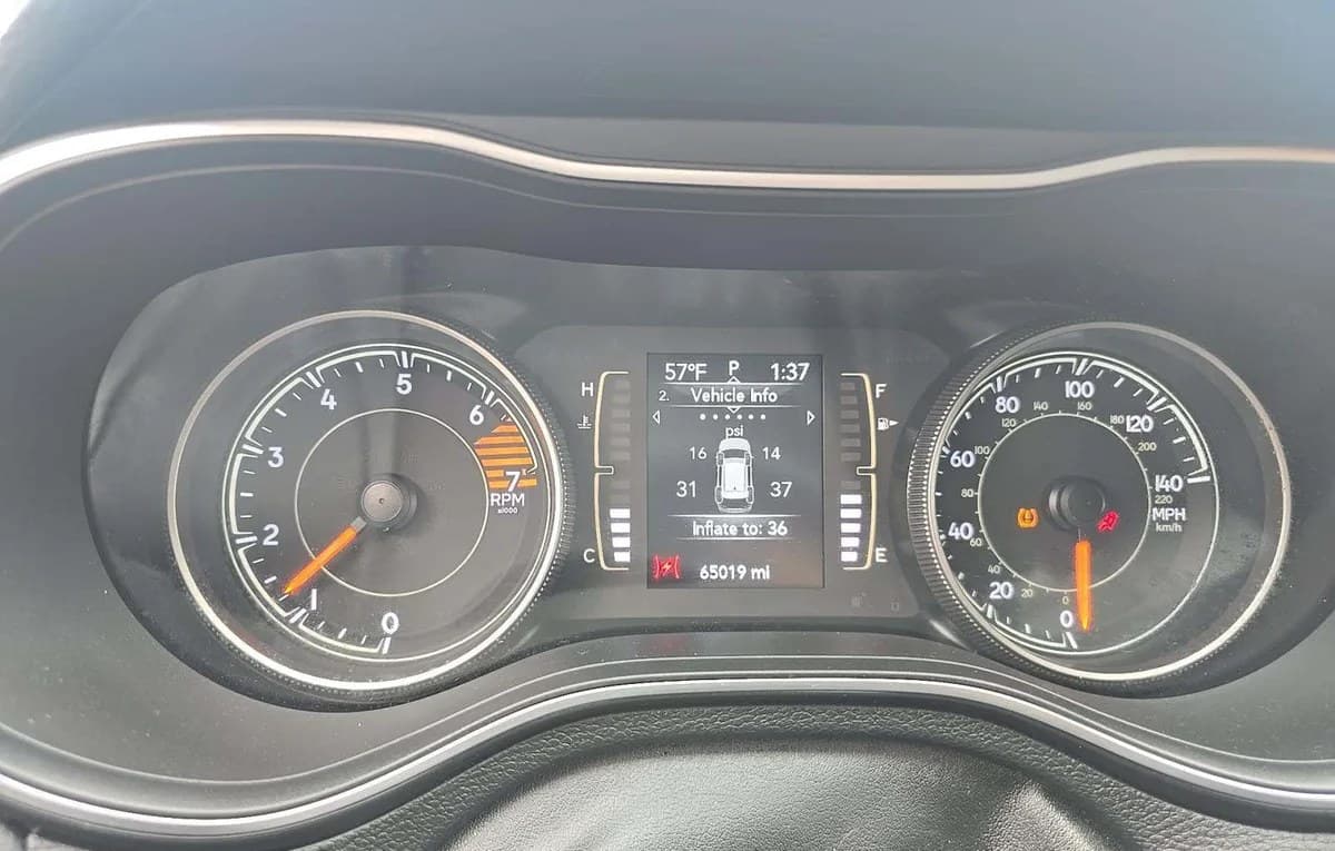 2019 JEEP CHEROKEE LATITUDE Plus 6