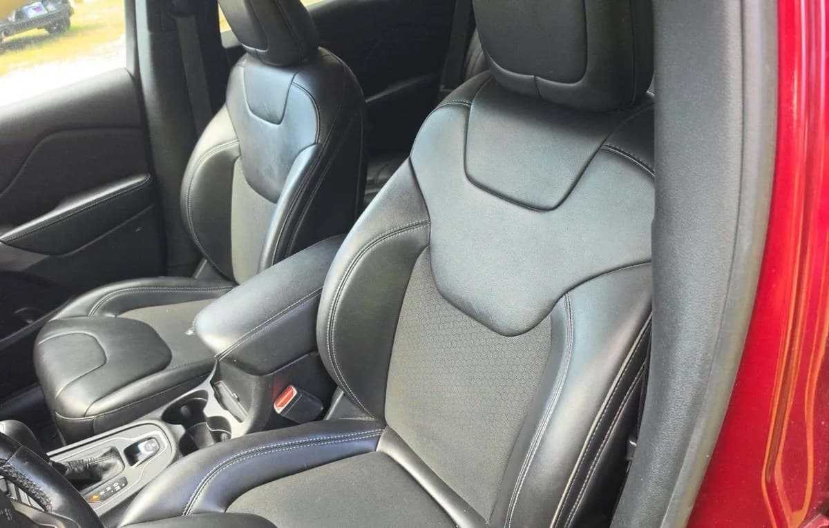2021 JEEP CHEROKEE LATITUDE Plus 4