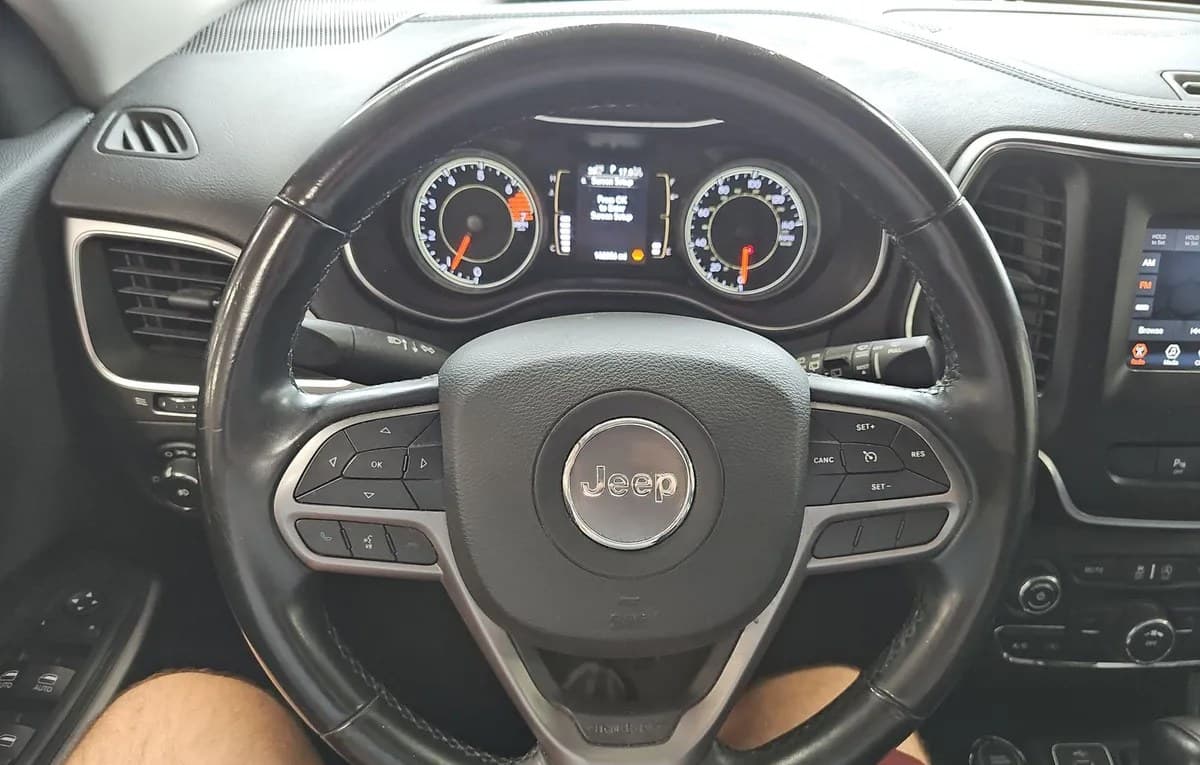 2019 JEEP CHEROKEE LATITUDE Plus 7
