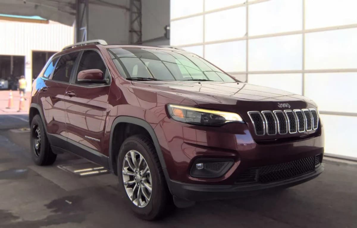 2020 JEEP CHEROKEE LATITUDE Plus 4