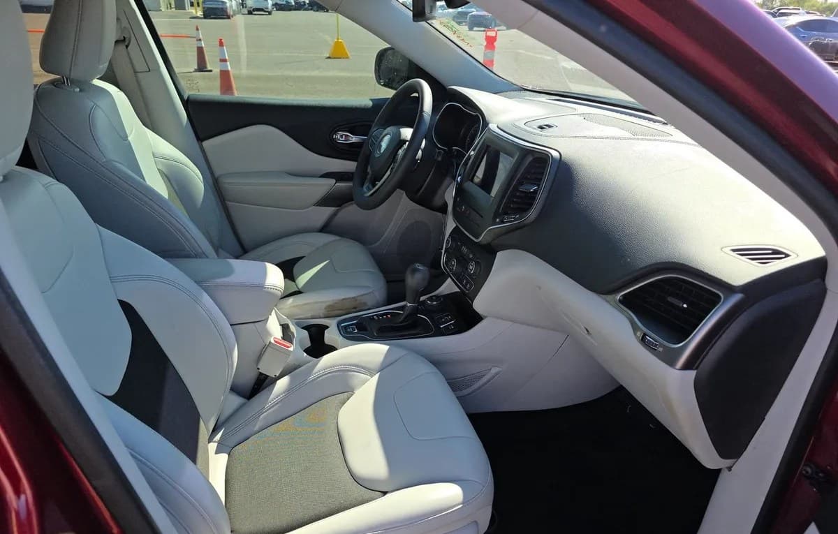 2020 JEEP CHEROKEE LATITUDE Plus 5